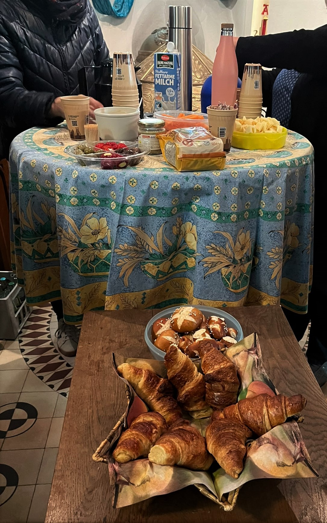 Gemeinsames Frühstück nach dem Familienwortgottesdienst